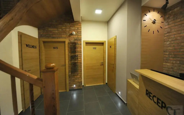 Lucky 8 Guesthouse