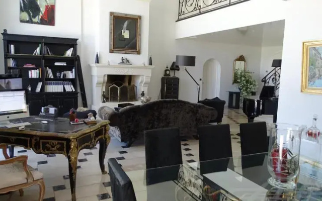 Villa Eden