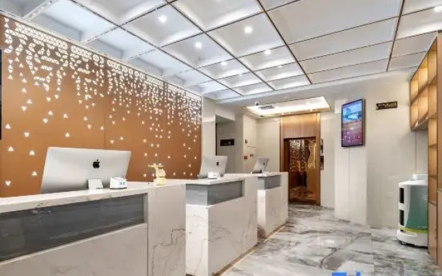 Yushe Apartment (Guangzhou Tachigang Subway Station)