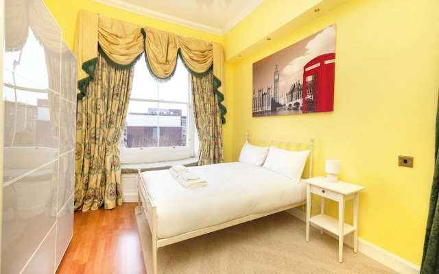 Stylish Southside Flat Near Old Town