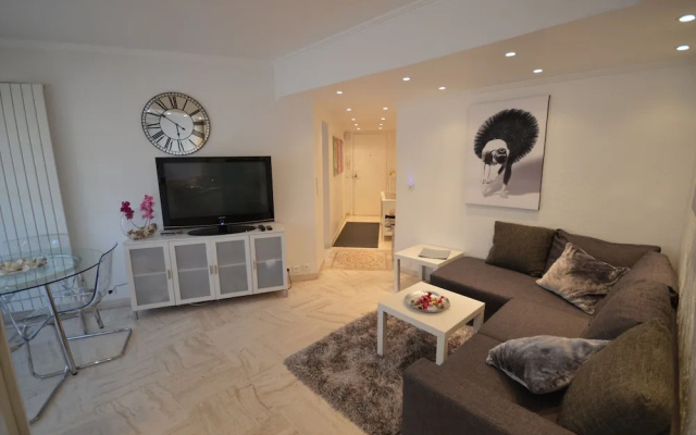 Elegant one-bedroom flat MarieAntoinette