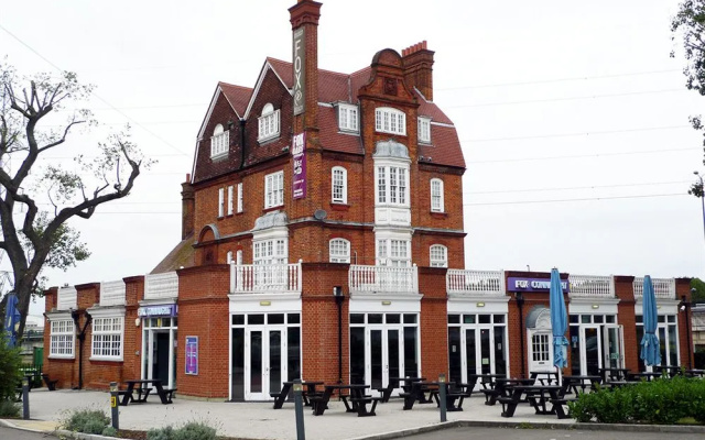 Connaught House Hotel London ExCeL