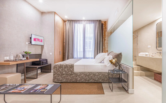 Casa Lirio by Blossom Hotels