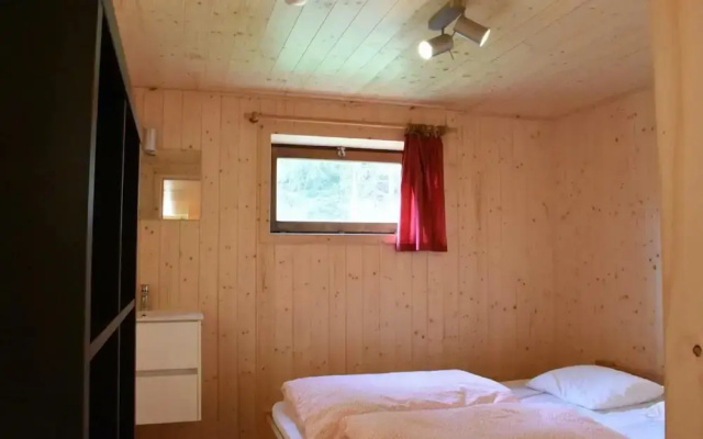 Spacious 8-bedroom Chalet