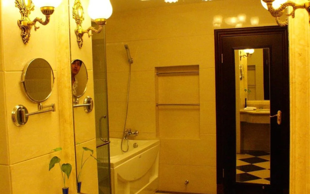 Ligang Crown Hotel