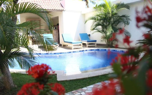 Mango 5 Hotel