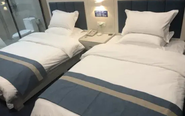 Xuequan Hotel
