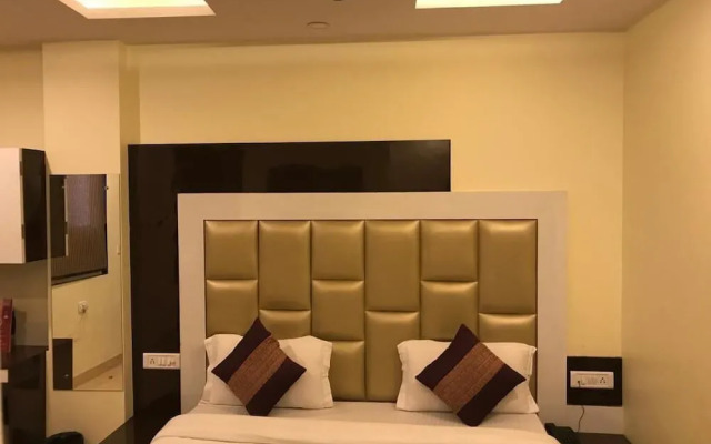 ADB Rooms Hotel Olive International