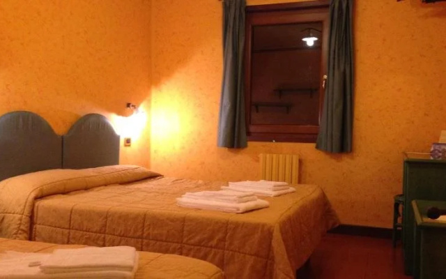 Hotel I Pionieri