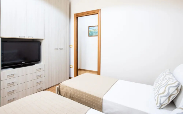 Spacious 3 bedrooms apartment in Sorrento OldTown
