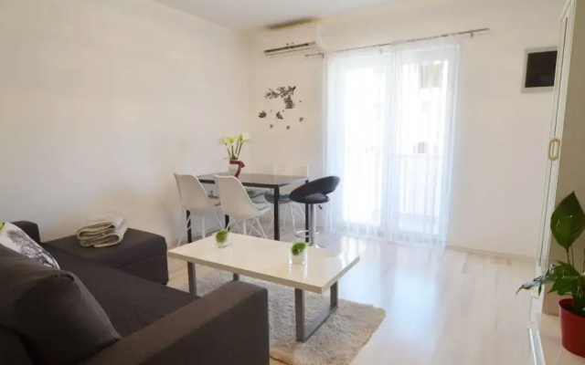 Peaceful and Elegant Rovinj Apartment