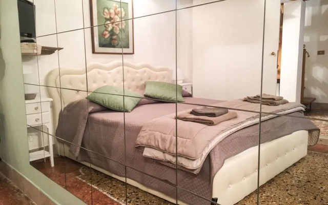 Salvarosa Apartment