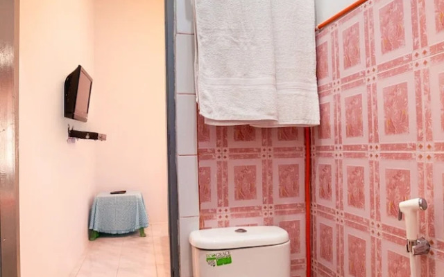 Putri Residence Syariah by OYO Rooms