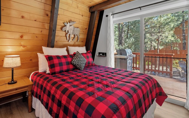 Big Bear Den