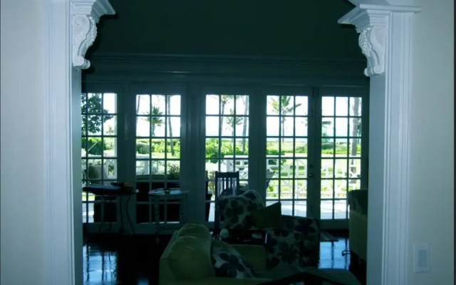 The Blue Inn Family Vacation Rental