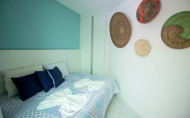 IT04 Bangalo Duplex 3 Suítes Pe na Areia