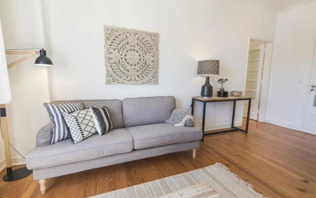 Lovelystay - Bonsai Light And Comfort Flat