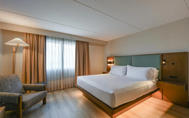 Hilton Winnipeg Airport Suites