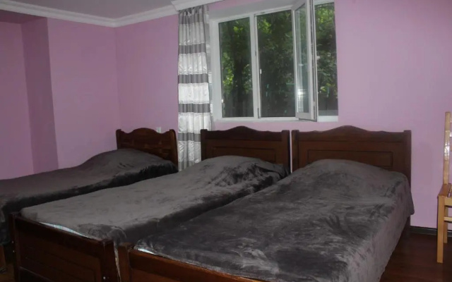 Makvalas Guest House