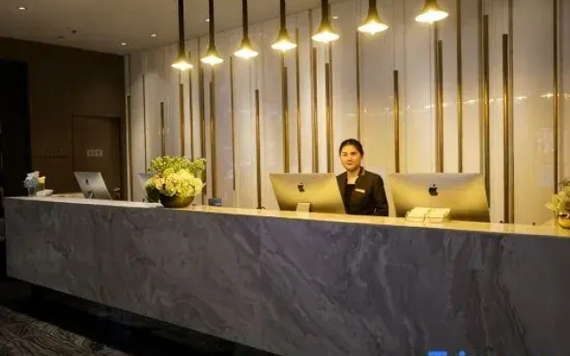 Paco Hotel (Guangzhou Huanshi East Road)