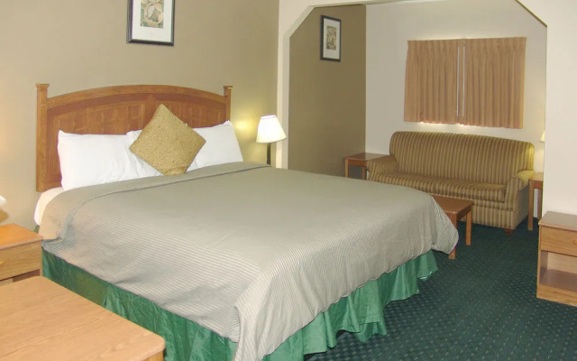Holland Inn and Suites