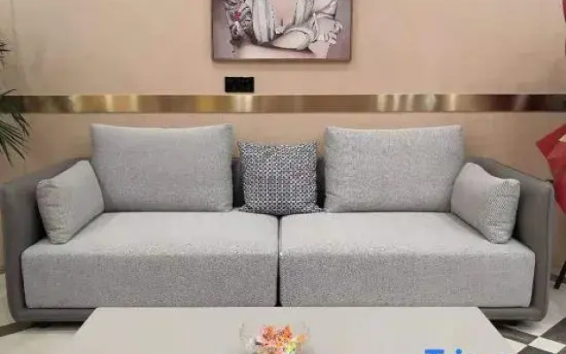 Jinzhou Pinhotel (Wanda Plaza)