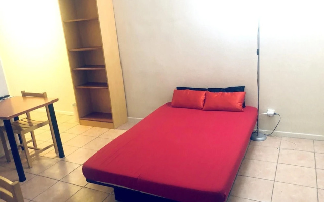 Villa with One Bedroom in Nîmes