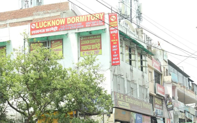 Goroomgo R. K. Dormitory Lucknow