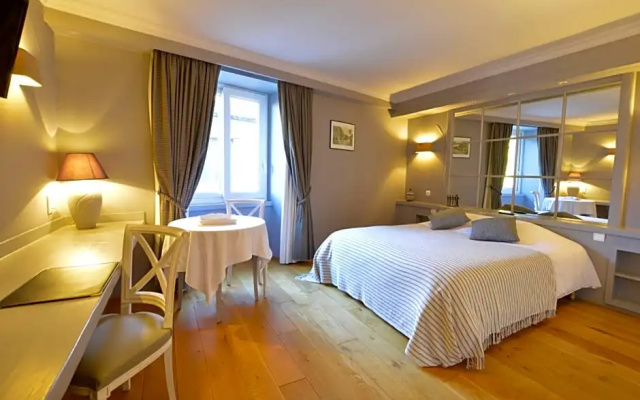Hotel le soleil dOr