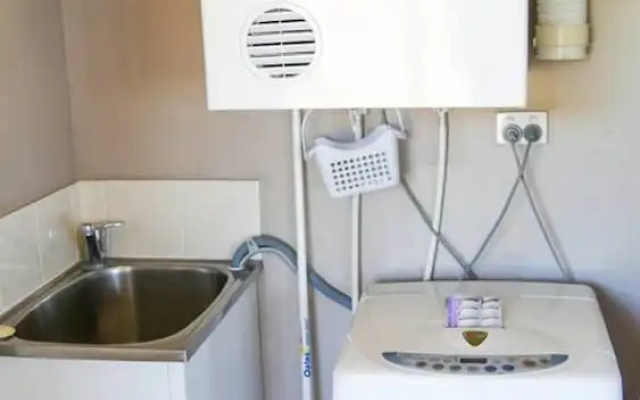 Spa Haven Deluxe 17A