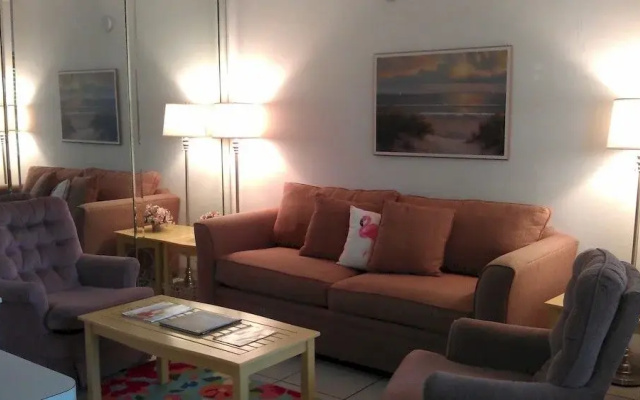 Deerfield Buccaneer Resort Apartments