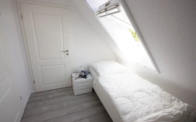 Haus in Dornum mit Kostenlosem Strandkorb