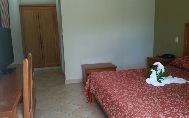 New Garden Hotel