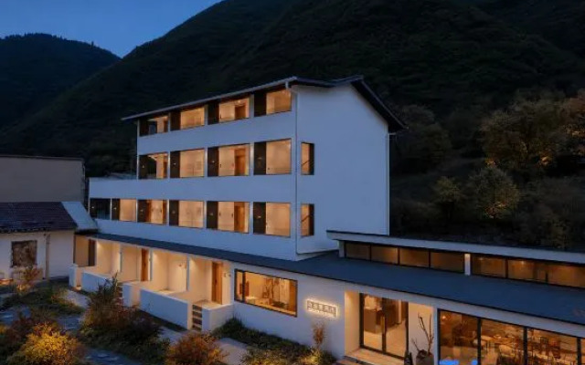Cloud back to Sunsite Jiuzhai Wangshan Residence