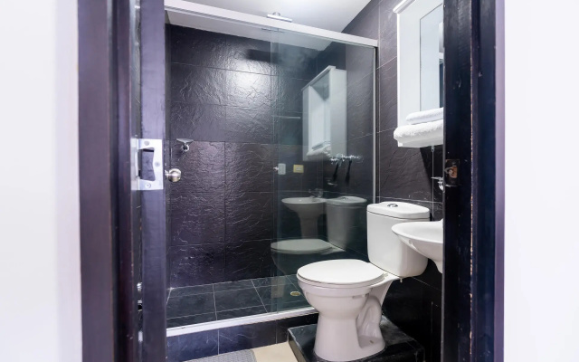 Hotel Ayenda Coliving La 78A