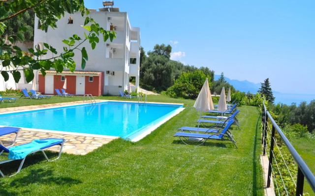 Studio Apartments on Pelekas Beach With Swimming Pool and sea View
