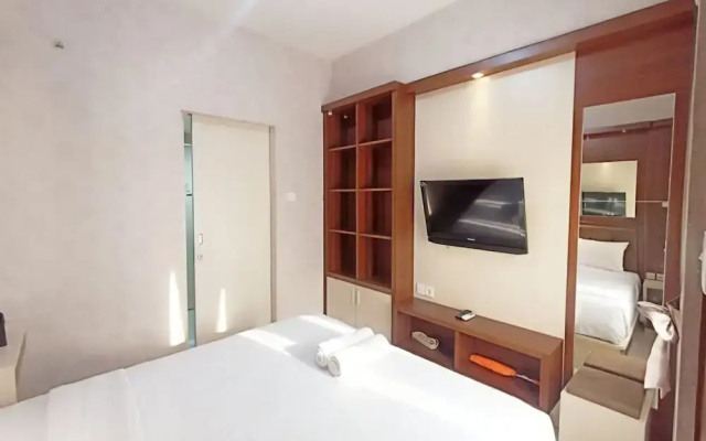 Modern Look And Homey Studio Amartha View Apartment