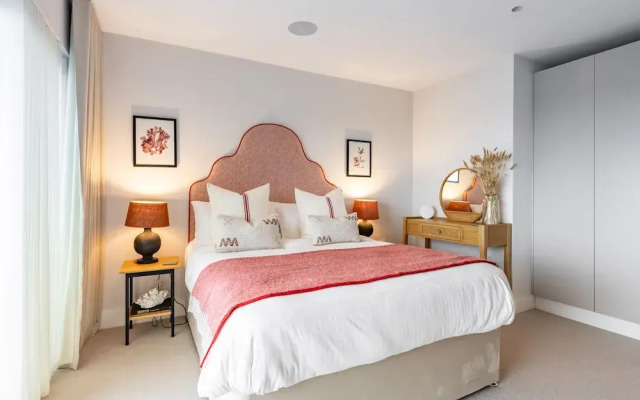 Porth Beach Villa