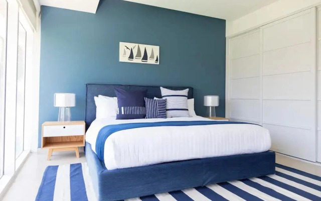 Spectacular Beachfront Garden House at Tres Mares