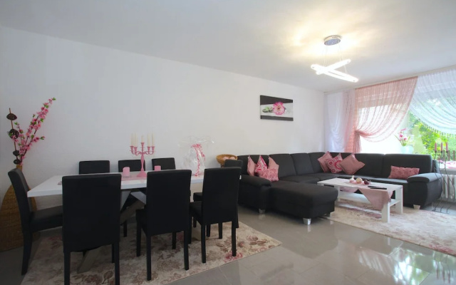 Private Apartment Plauener Straße