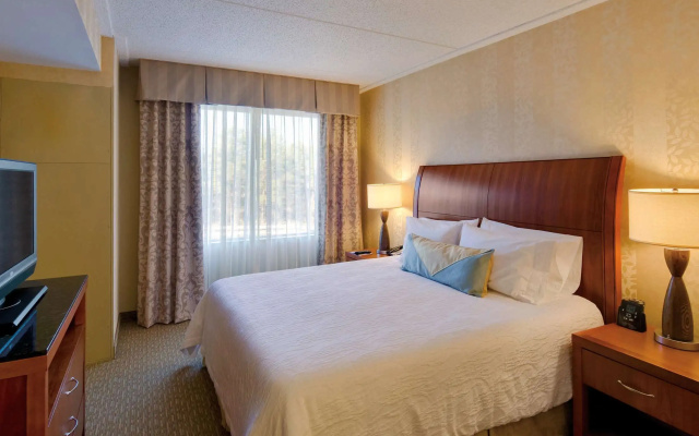 Hilton Garden Inn Lakewood