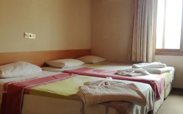 Oscar Hotel