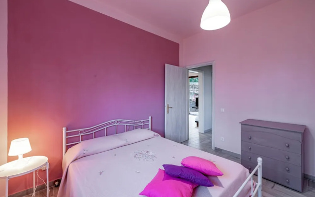 Comfortable Home Vittoria2 Among Greenery