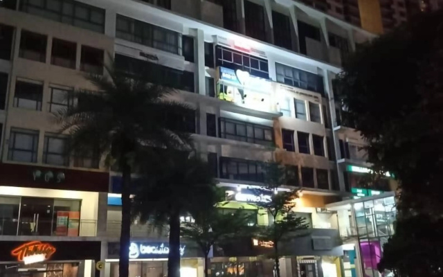 SetiaWalk {BIG GROUP} 2CARPARK 3ROOM WIFI 5min LRT