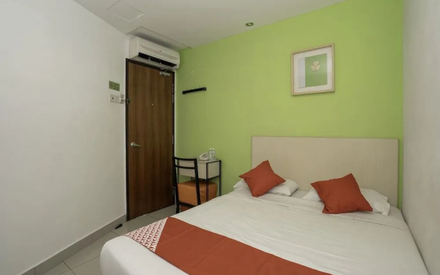 Oyo 903 Happy 92 Hotel
