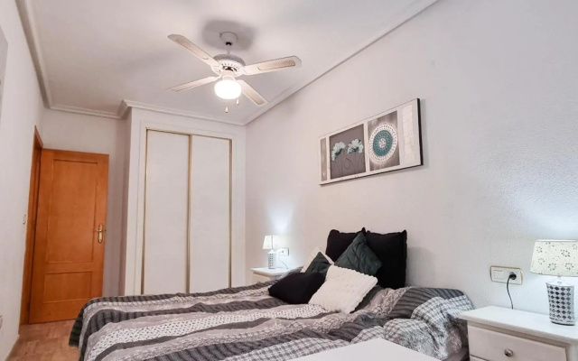 Cozy apartment 200m from the beach