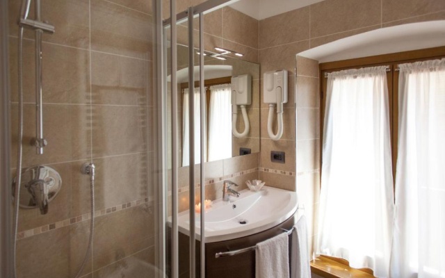Hotel Portici Romantik & Wellness