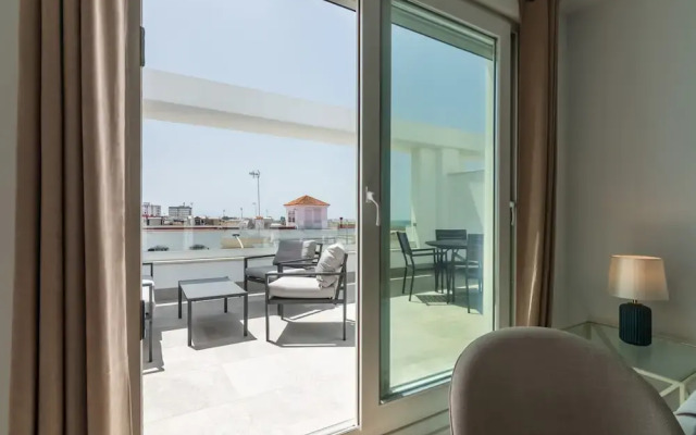 Family Apartment With Balcony, Wifi
