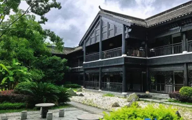 Changsha Tongguanyao Ancient Town Themed Homestay