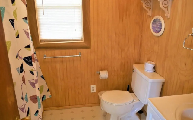 Queen Bee - 2 Br Home
